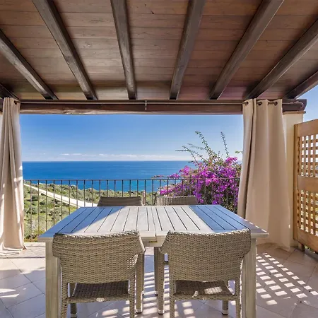 Casa Lalita Con Piscina Sardegna Casa de Férias *
